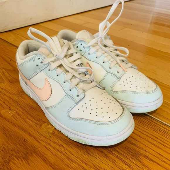 Women's Nike Dunk Low 'Crimson Tint' Barely Green Sneaker, Size 7 DD1503-104 - Picture 5 of 15